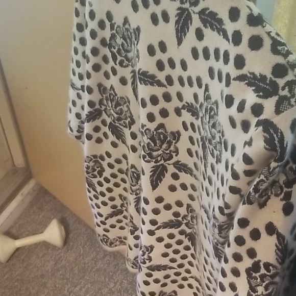 Evening Jacket - Picture 2 of 3